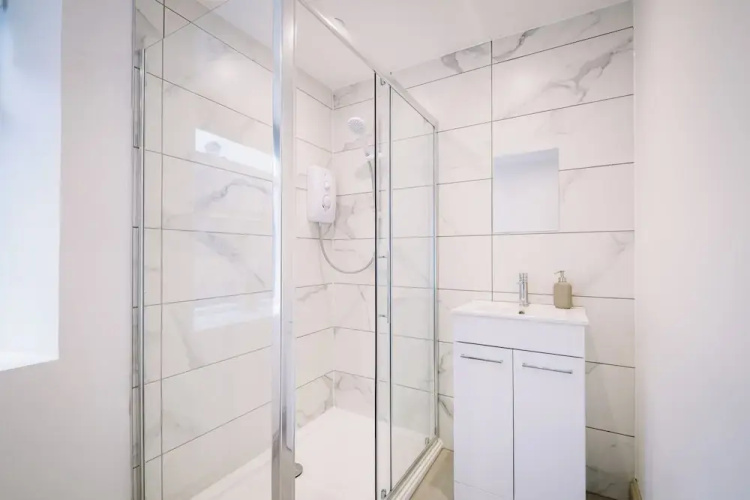 Sun St Apartment 5