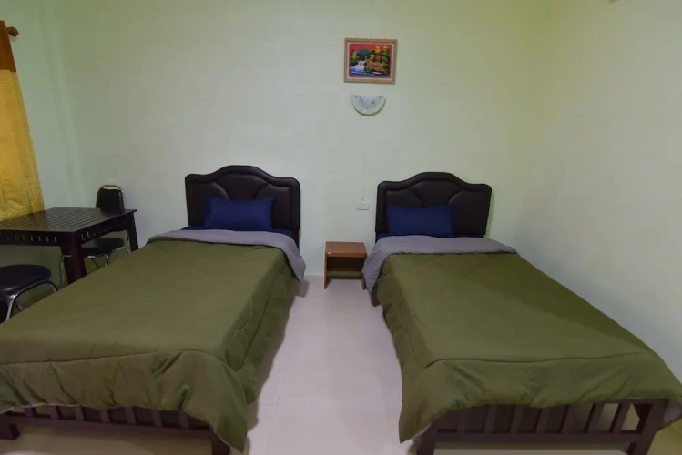 Economy Twin room