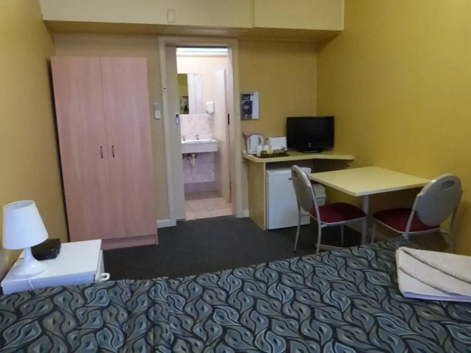 Grand Central Motel