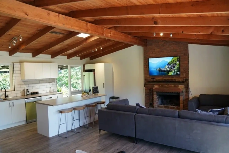 5 Bedrooms Cottage with garden view