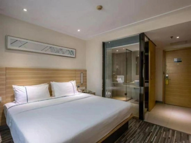 Longxiang Hotel