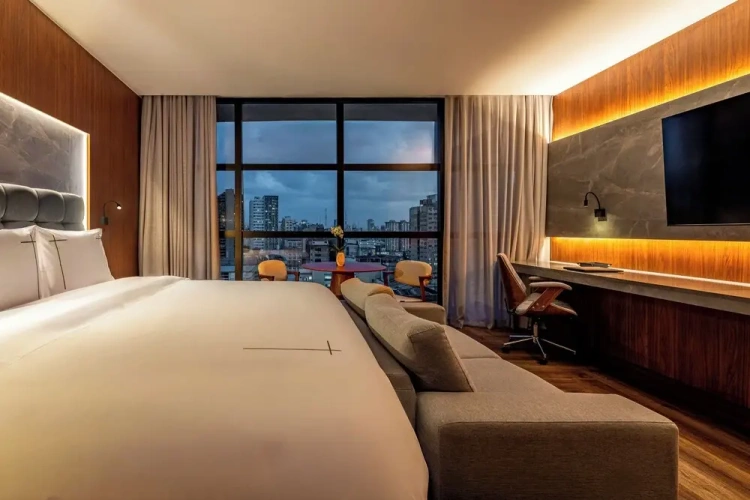 Executive Double room with city view