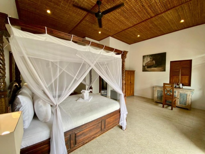 Superior Triple room
