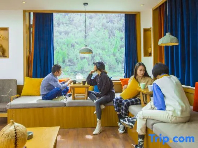 Wuye Guangying Hotel