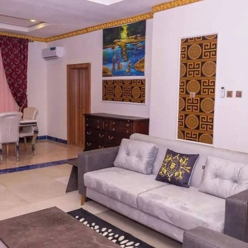 Deluxe Apartment