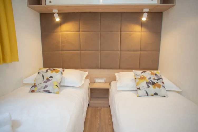 Lastura Aparthotel & Mobile Homes