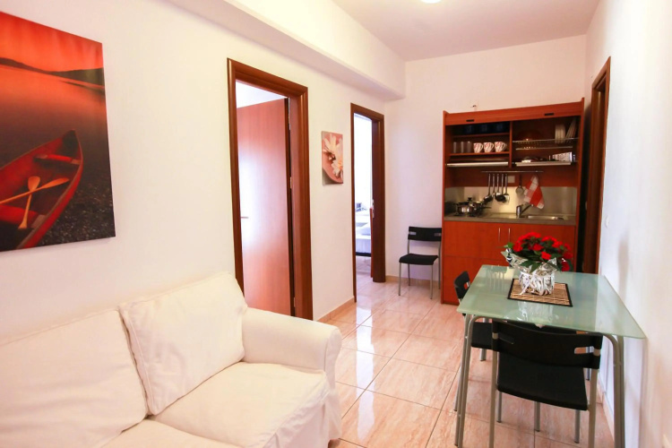 Kallisti Apartments