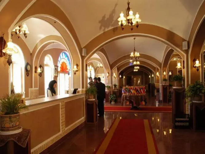 Dad Hotel