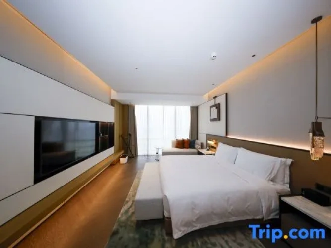 Luxury Family Suite