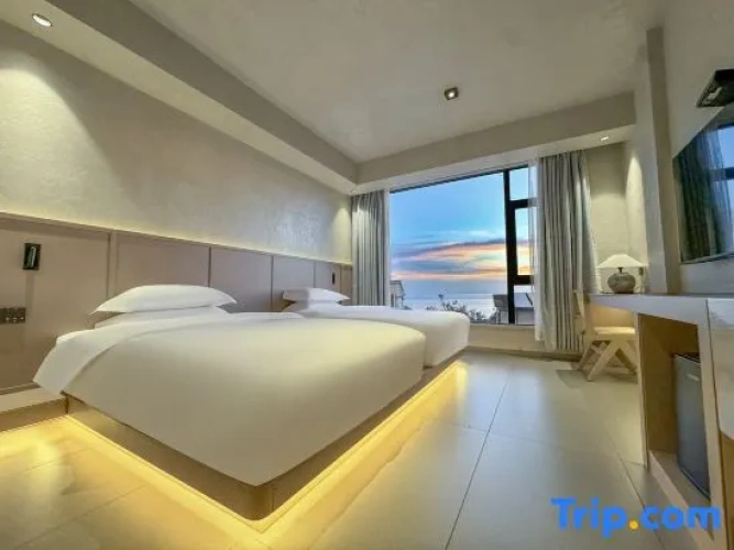 Deluxe Twin room with sea view