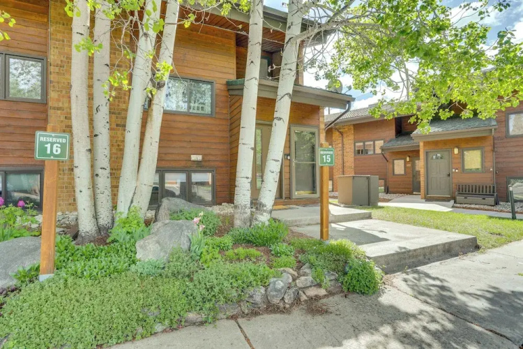 Eagle-vail Hideaway w/ Golf, Ski, and More!