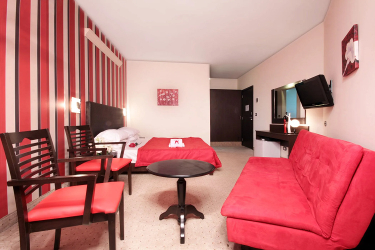 BayInn Hotel