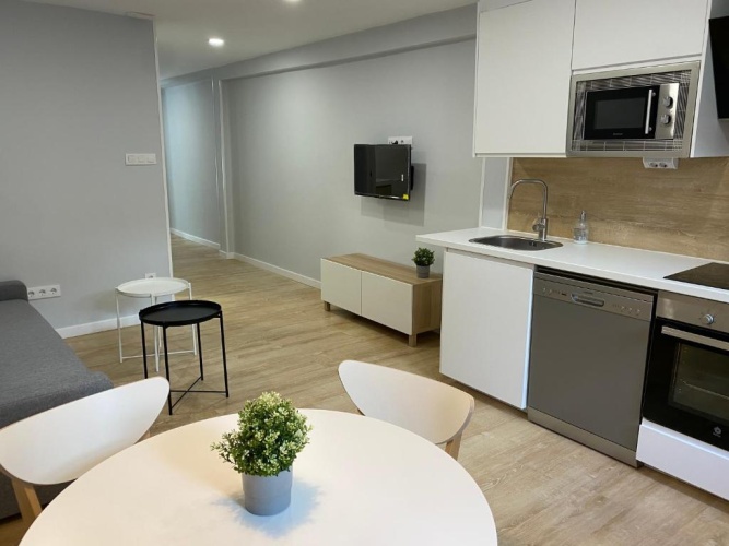 1 Bedroom Apartment
