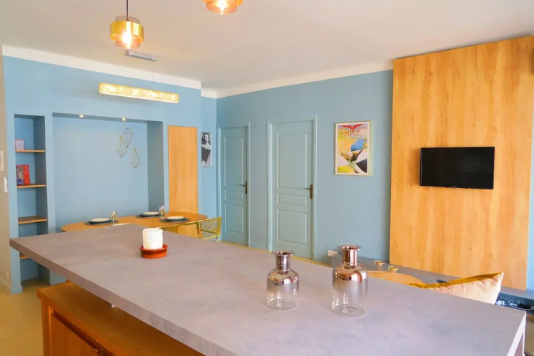 Galet Terrasse by Nestor&Jeeves
