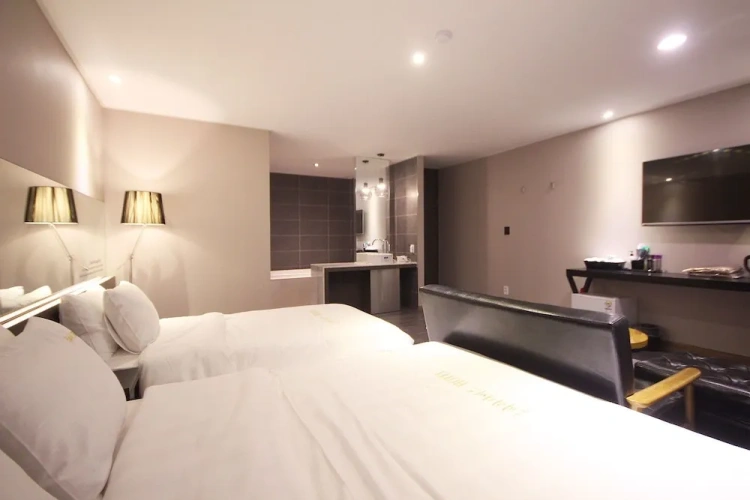 Twin Suite