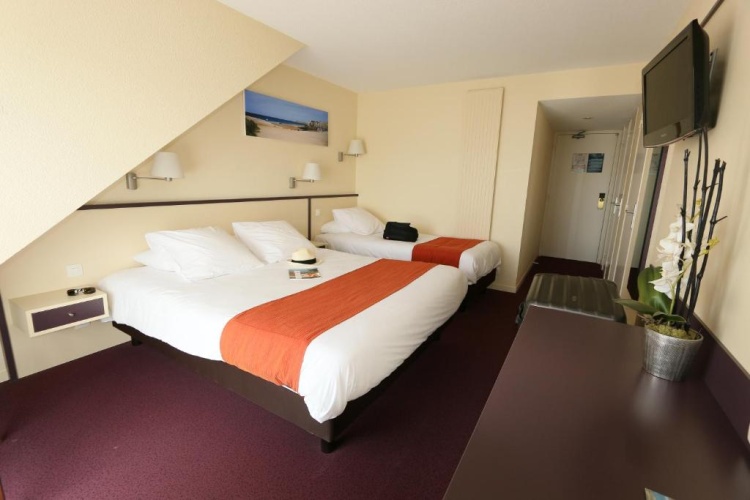 Standard Double room with balcony and with sea view