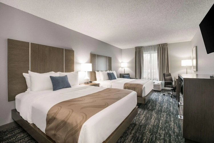 Standard Quadruple room