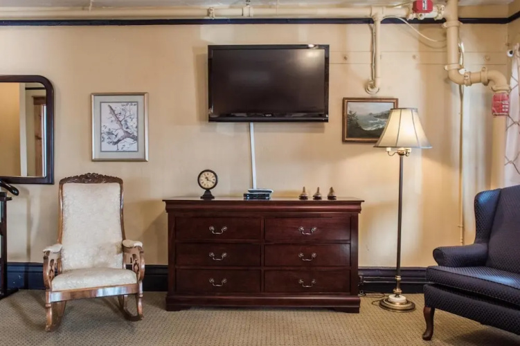 Weatherford Hotel