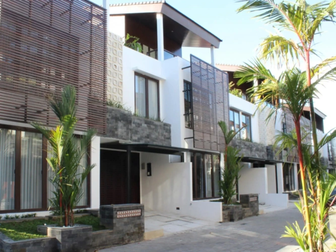 4 Bedrooms Premier Quadruple room with pool view