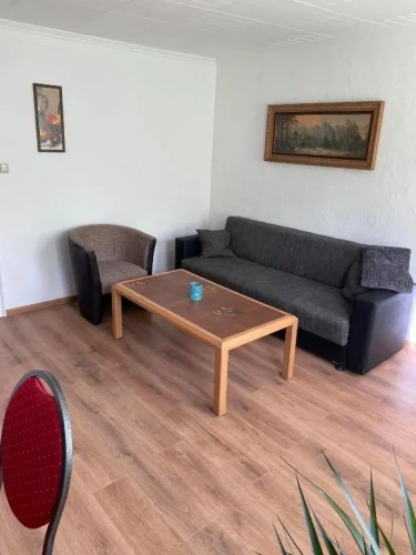 3 Bedrooms Apartment