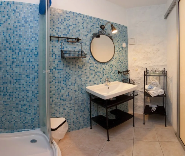 Deluxe Double Basement room