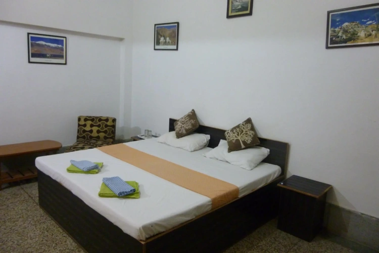 Deluxe Double room with city view
