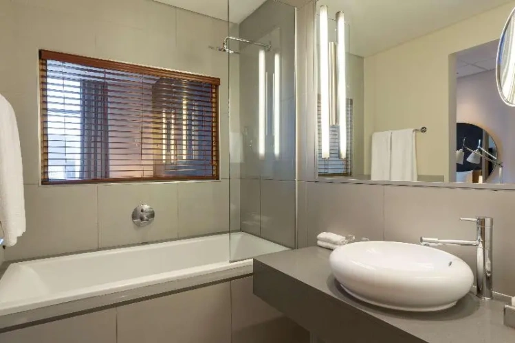 1 Bedroom Suite