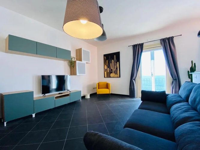 Sea View Apartment 5 mt from the beach