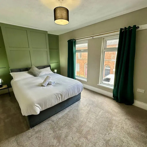 2br Ormeau Central in Belfast