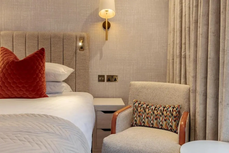 Standard Double room with view