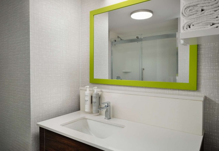 Hampton Inn San Diego/Del Mar photo 11