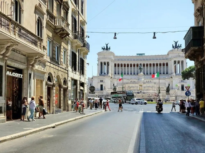 Amazing Piazza Venezia Suites