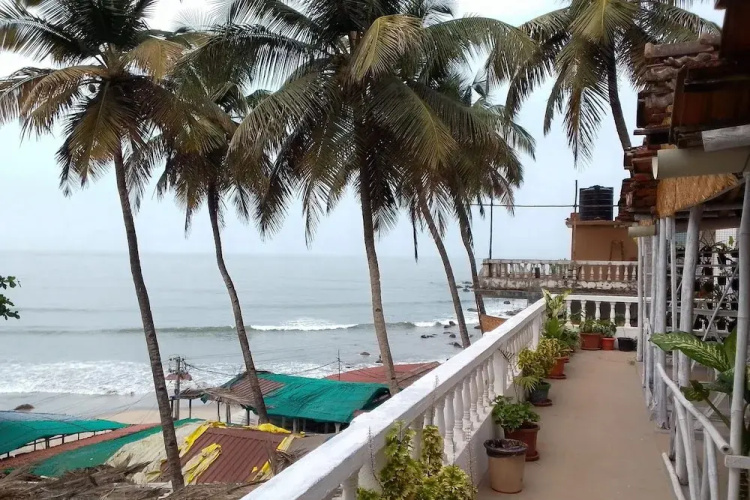 Hadimba Beach Huts