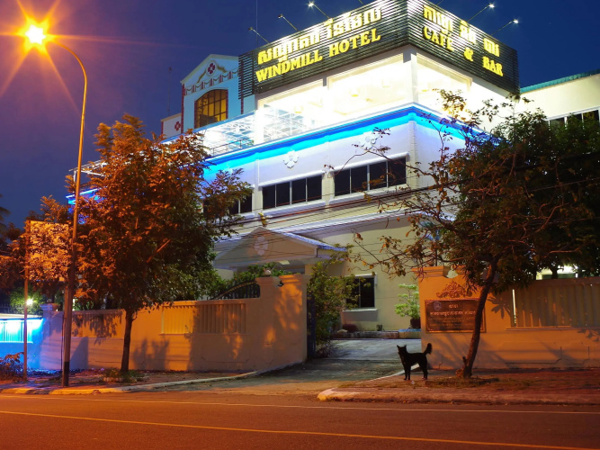 Windmill Hotel
