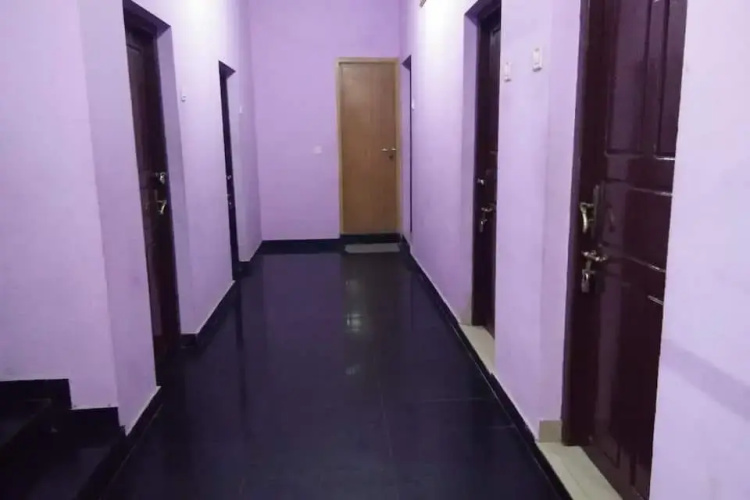 Sreeja Inn