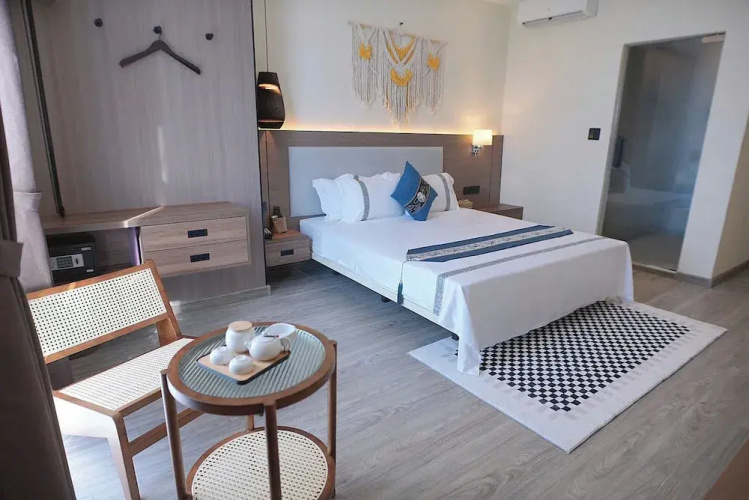Amy Hotel