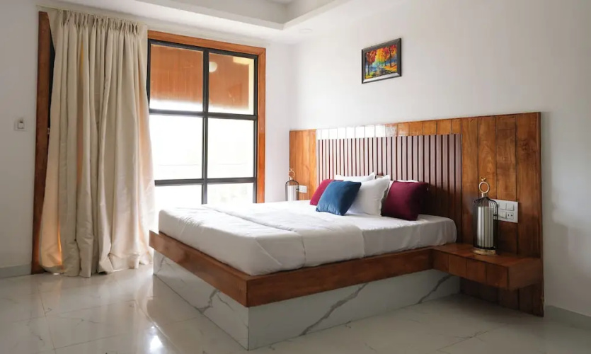Angela Beach House ( Lui)