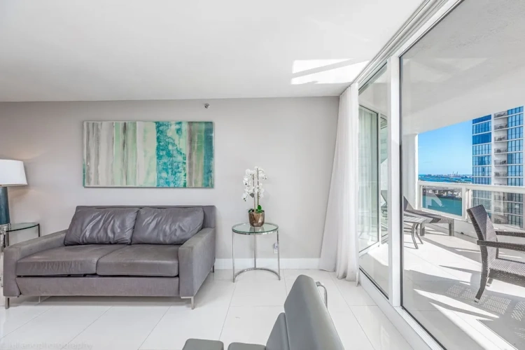 3 Bedrooms Deluxe Apartment