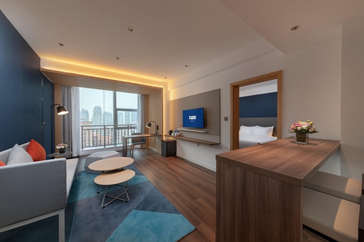 Double Suite