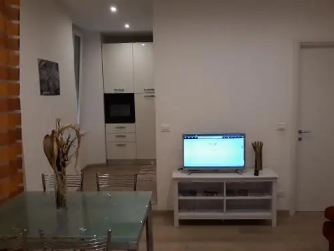 Alysia Apartment