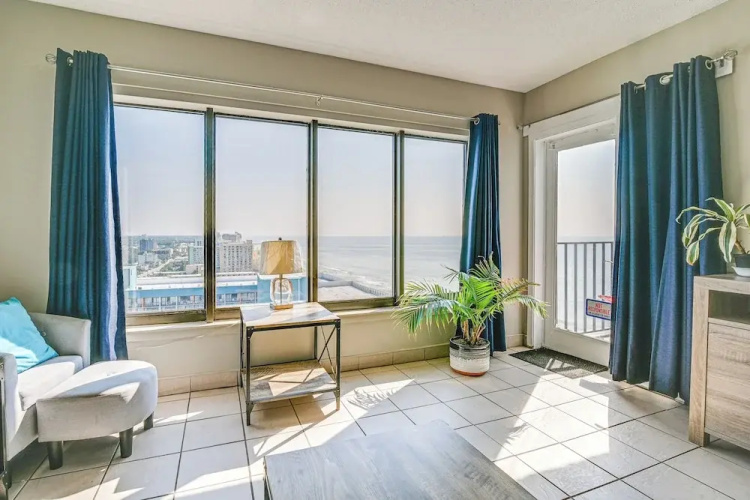19Th-Floor Oceanfront Condo In Myrtle Beach!
