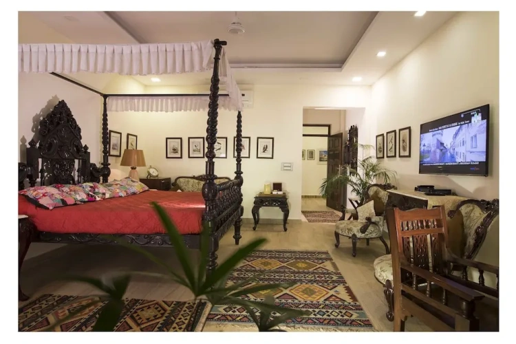 Superior room