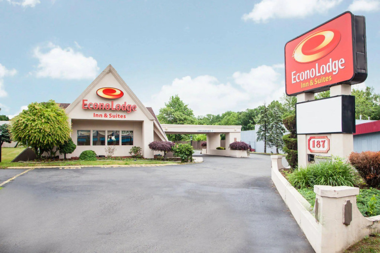 Mho Hotel Bordentown photo 14