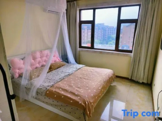 1 Bedroom Suite