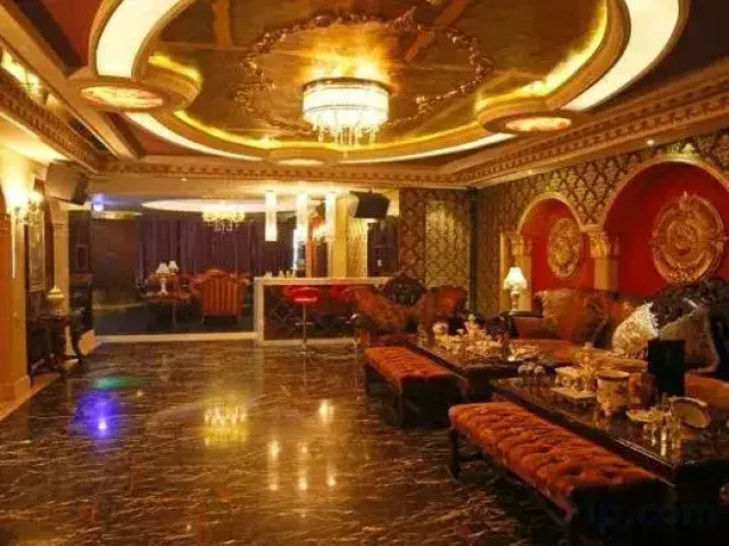 Bougainvillea Hotel