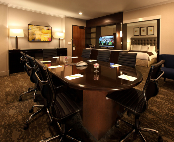 DoubleTree by Hilton Claremont photo 28