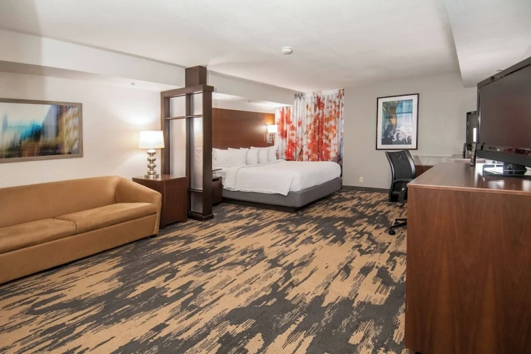 Double Suite