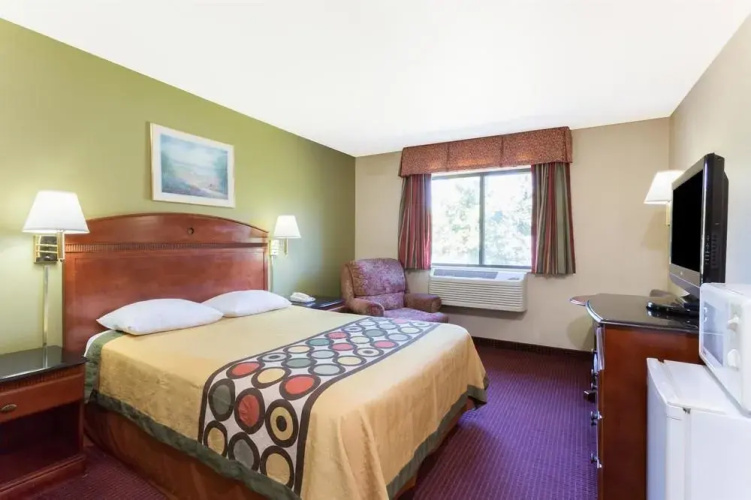 Super 8 Indian Head Md