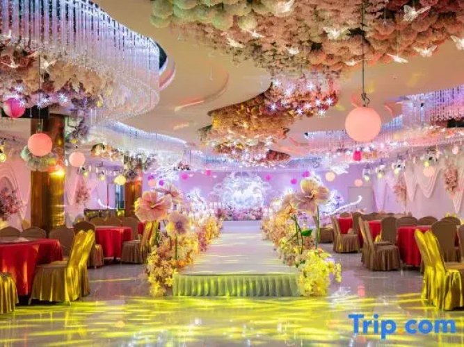 Minghu Quanying Hotel