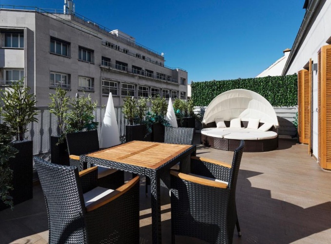 Penthouse Apartment with balcony and with view